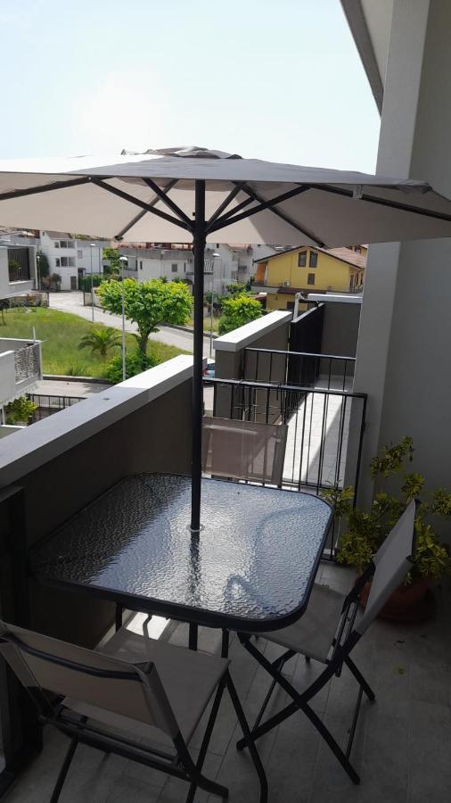 Apartamento Casa Vacanze Mare Di Paestum Exterior foto